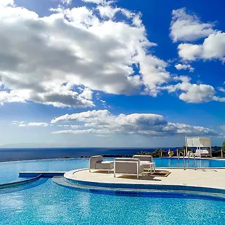 White Donkey Boutique Otel 4*